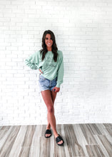 Load image into Gallery viewer, Mama Knows Best Sweatshirt