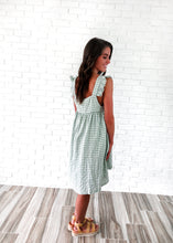 Load image into Gallery viewer, Hazel Pocketed Gingham Dress
